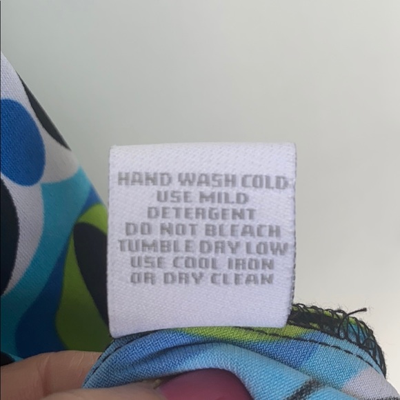 Reto Pattern Dress - Picture 7 of 7